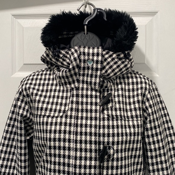 Roxy Limited Edition Fur Lined Hooded Snow Jacket - Picture 2 of 16